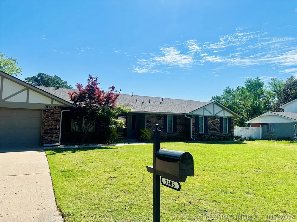 2408 E Coburn Circle