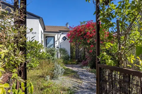 210 Dimmick Avenue