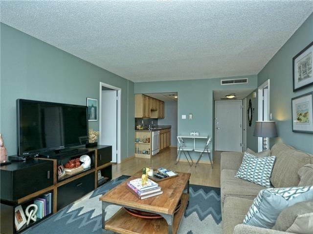 1800 Lavaca Street #607