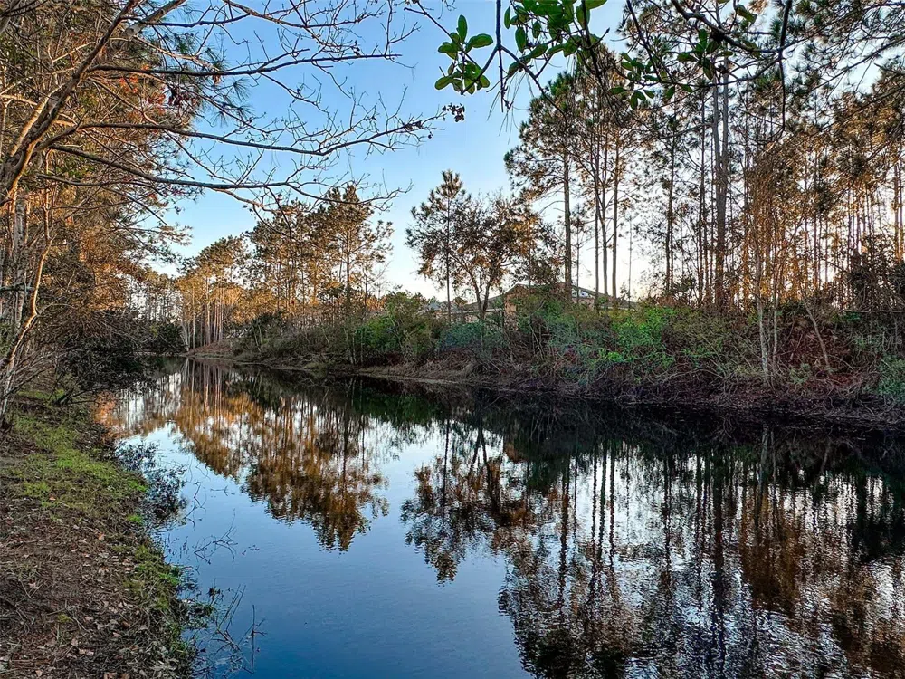32 LEAVER DRIVE Palm Coast, FL 32137