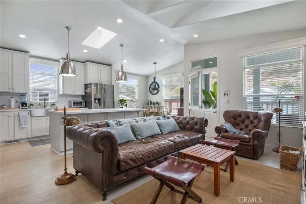 531 Pier #21 Hermosa Beach, CA 90254