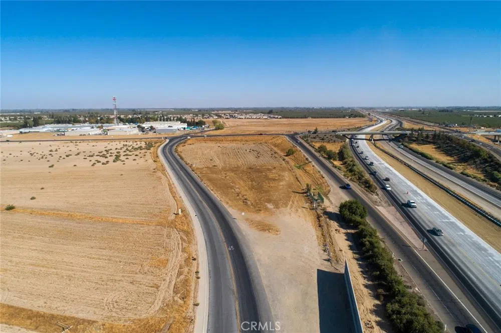 2 Hammatt Avenue Livingston, CA 95334