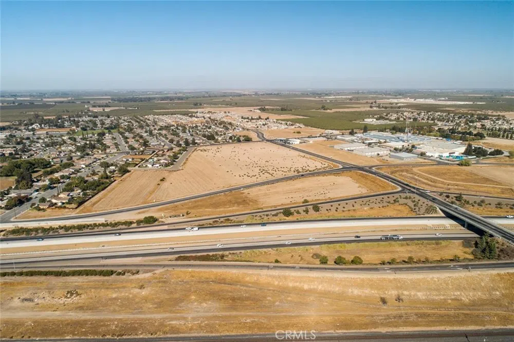 2 Hammatt Avenue Livingston, CA 95334