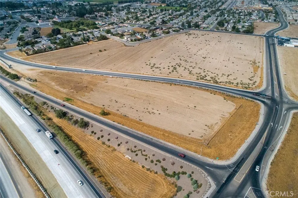 2 Hammatt Avenue Livingston, CA 95334