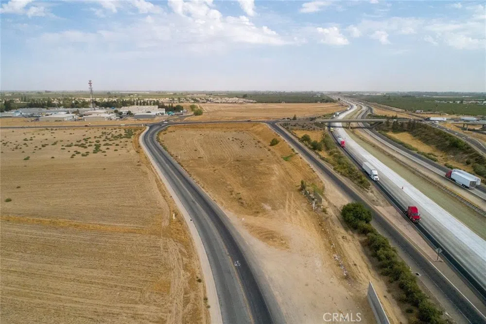 2 Hammatt Avenue Livingston, CA 95334