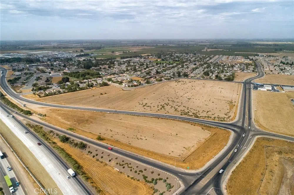 2 Hammatt Avenue Livingston, CA 95334