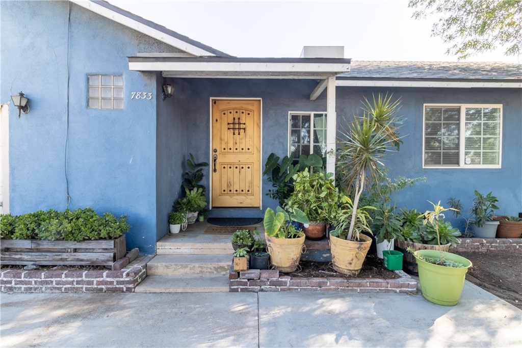 7833 Citrus Avenue Fontana, CA 92336