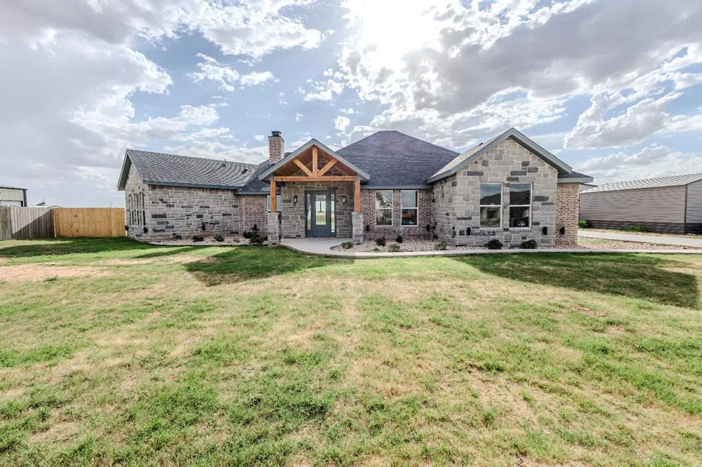 19114 County Road 2240