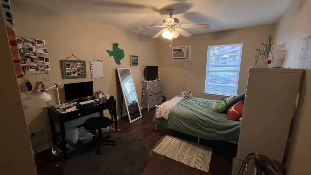 608 Genard St #B Austin, Texas 78751