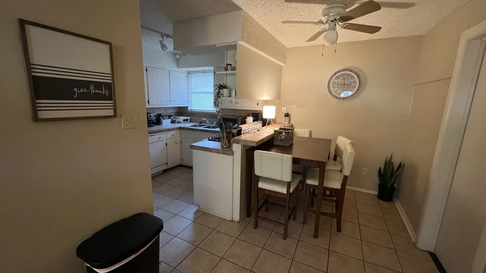 608 Genard St #B Austin, Texas 78751