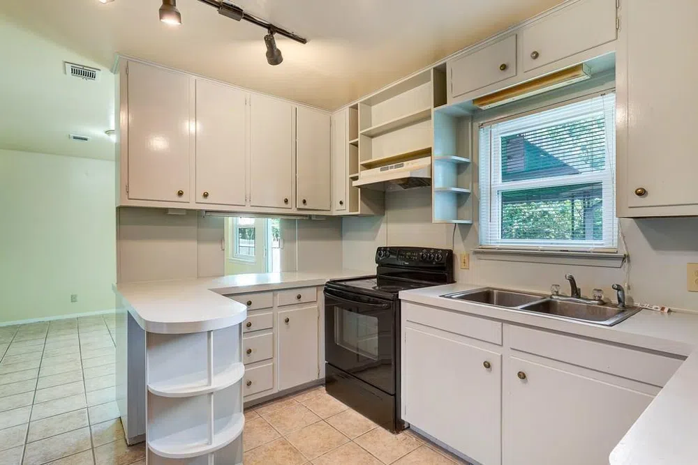 1703 Rockbridge Terrace Austin, TX 78741