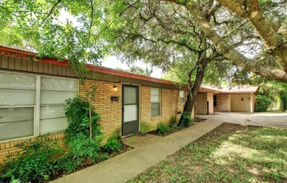 607 Bellevue Pl #A Austin, Texas 78705