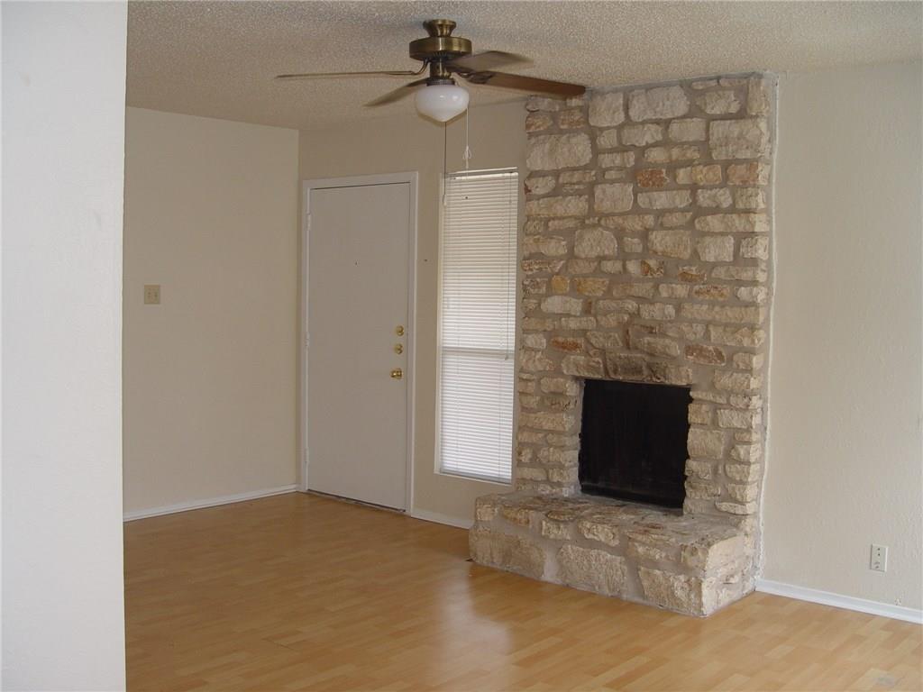 901 Taulbee Ln #B Austin, Texas 78757