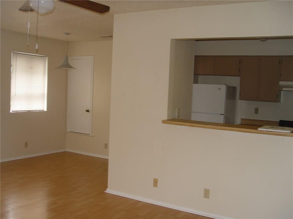 901 Taulbee Ln #B Austin, Texas 78757