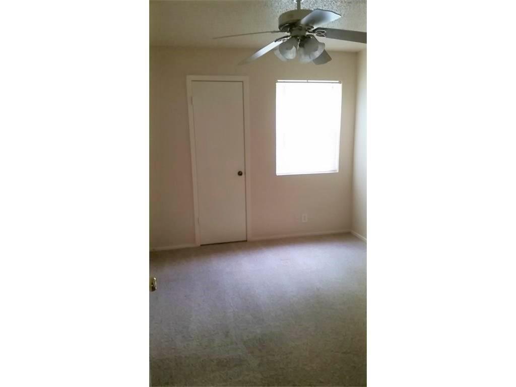 901 Taulbee Ln #B Austin, Texas 78757