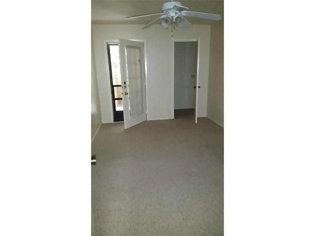 901 Taulbee Ln #B Austin, Texas 78757