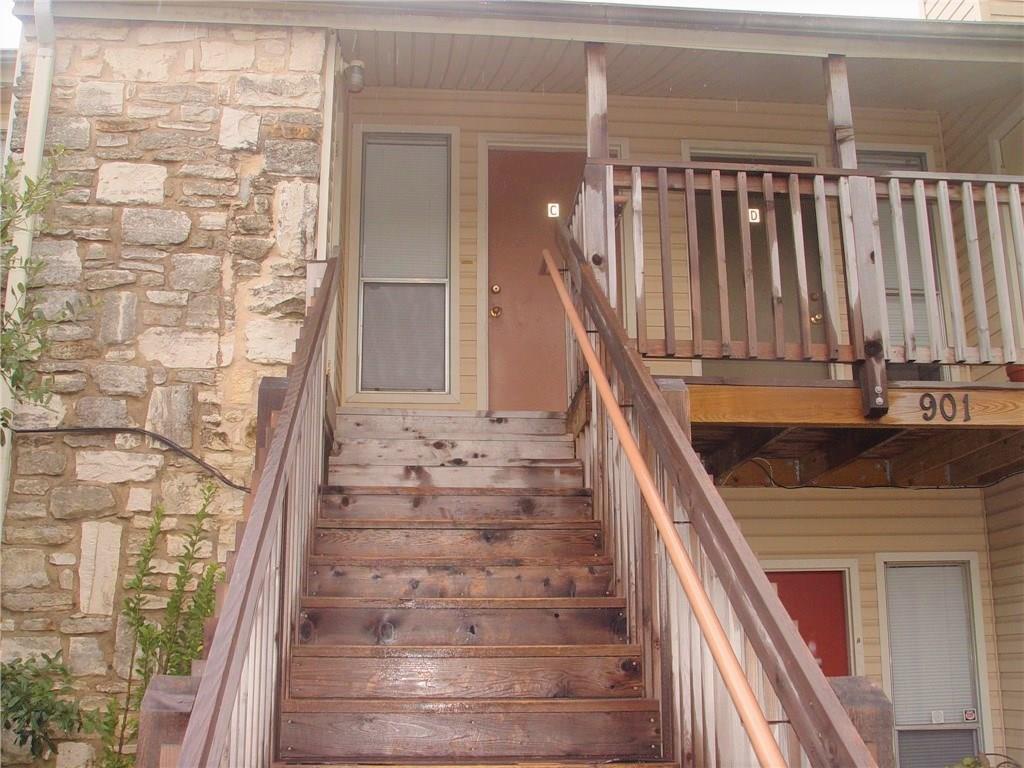901 Taulbee Ln #B Austin, Texas 78757