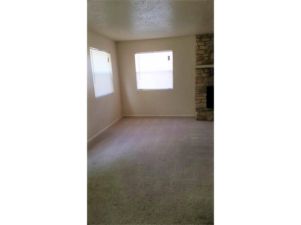 901 Taulbee Ln #B Austin, Texas 78757
