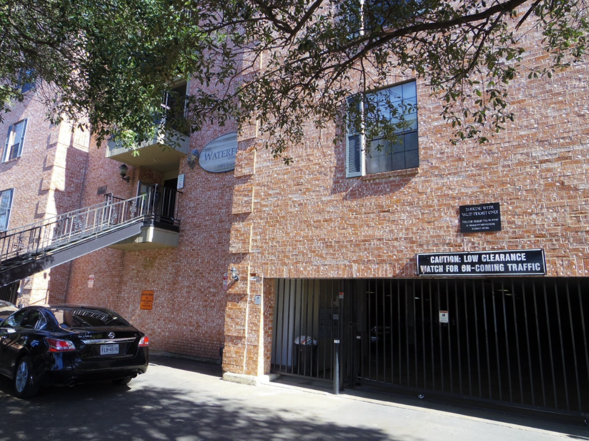 2401 Leon Street #304 Austin, Texas 78705