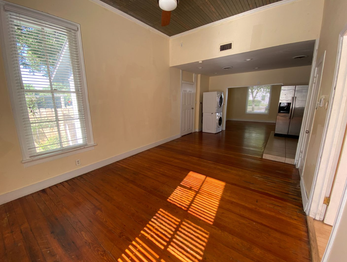 1801 Nueces Street Austin, Texas 78705