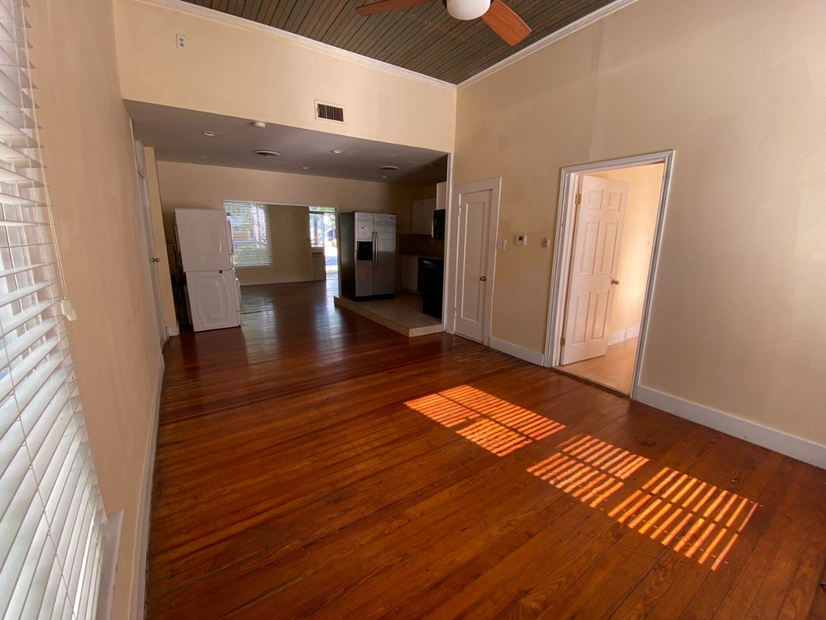 1801 Nueces Street Austin, Texas 78705