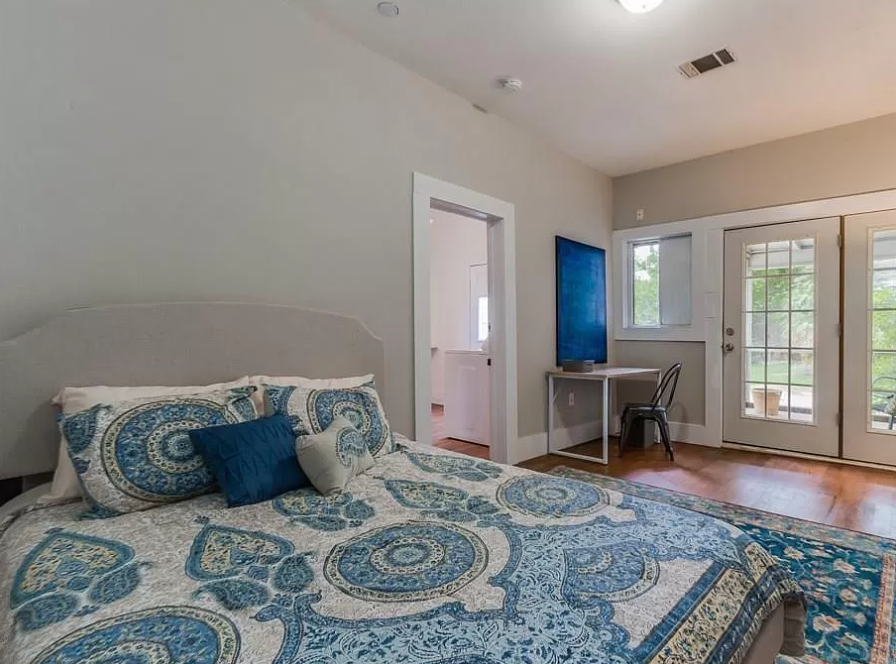 3417 Cedar Street #A Austin, Texas 78705