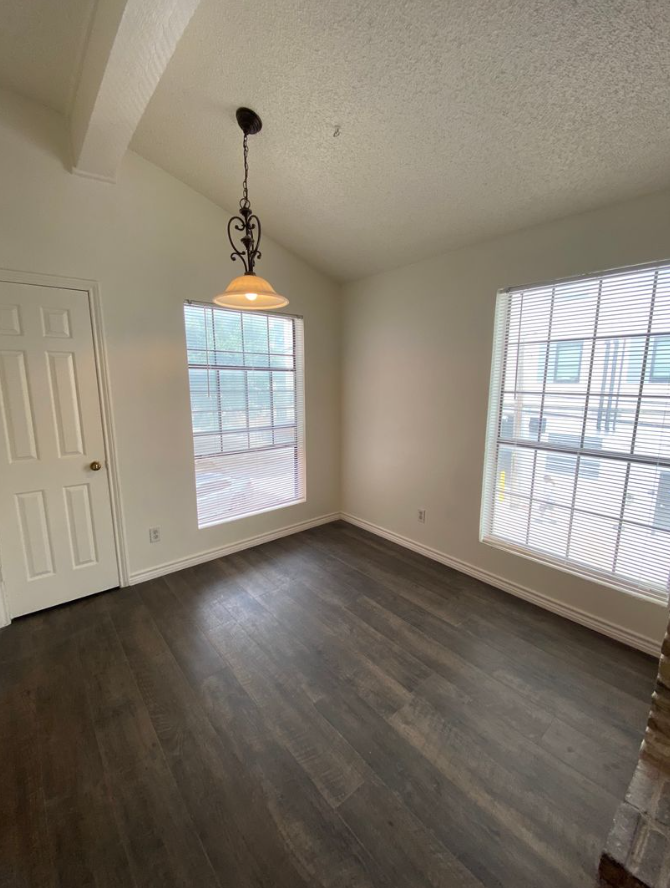 2401 Leon, #206 78705, Texas 78705