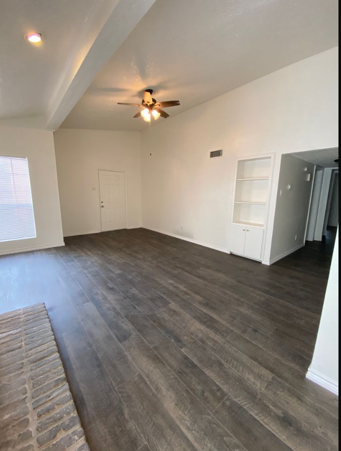 2401 Leon, #206 78705, Texas 78705