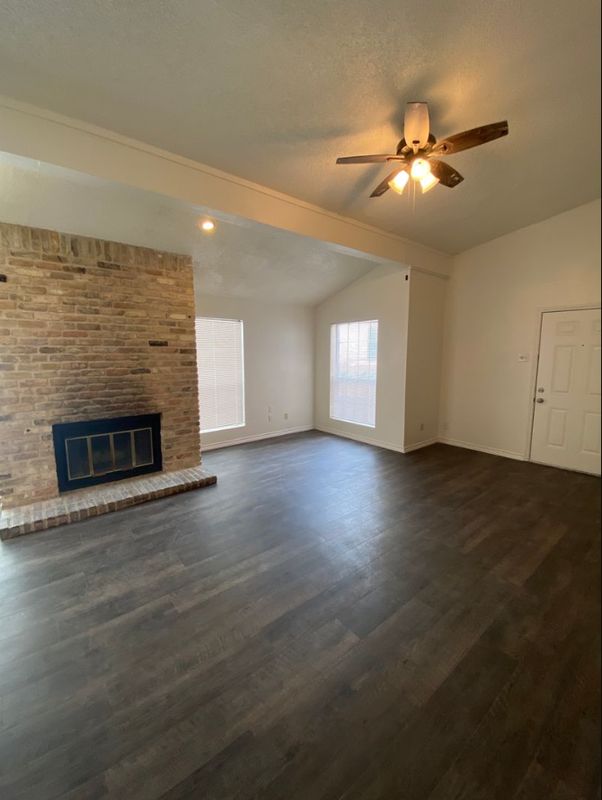 2401 Leon, #206 78705, Texas 78705