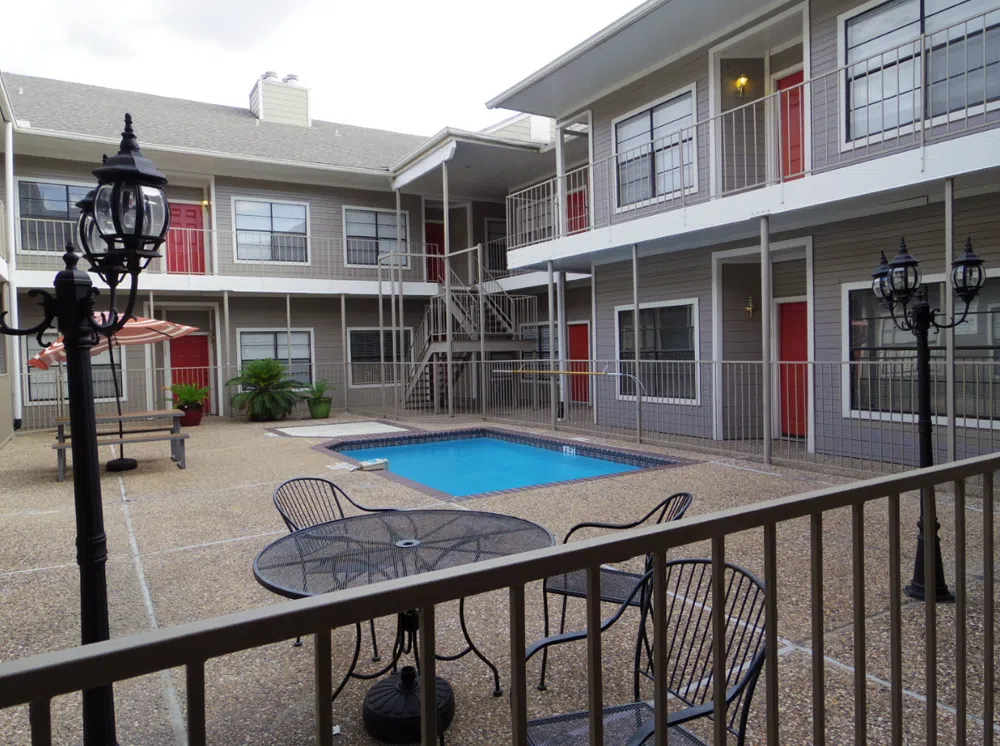 915 W. 23rd #110 Austin, Texas 78705