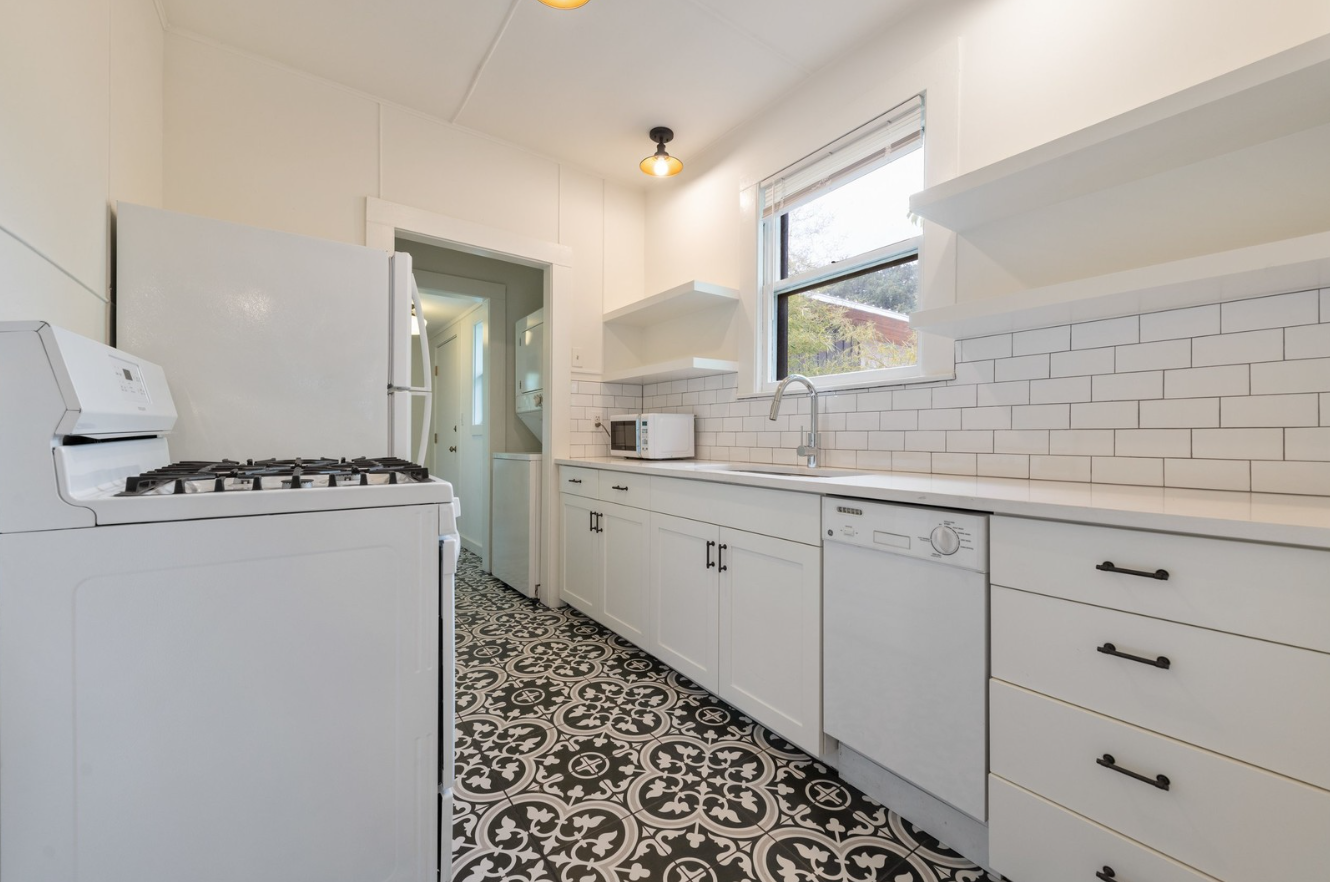 2810 San Pedro Street #C Austin, Texas 78705