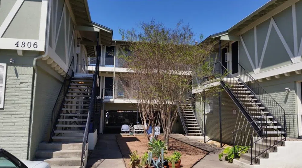 4306 Avenue A #115 Austin, Texas 78751