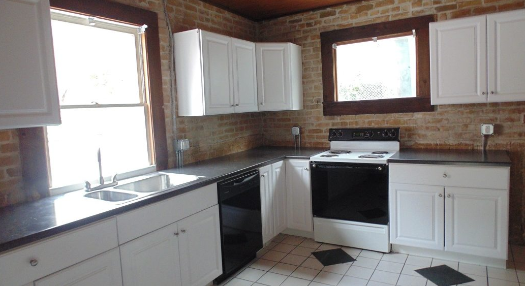 2204 Rio Grande  Austin, Texas 78705