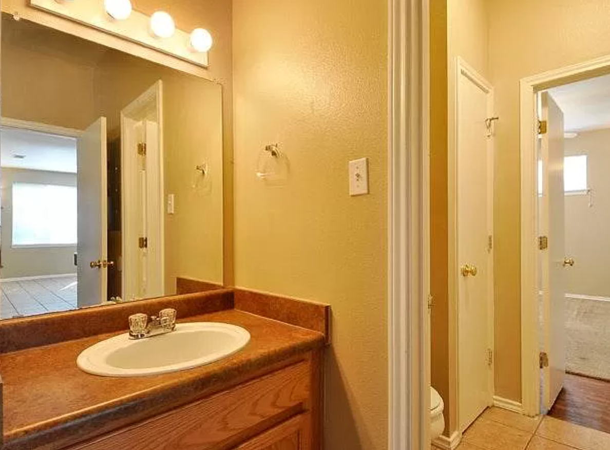 908 Keith Ln #B Austin, Texas 78705