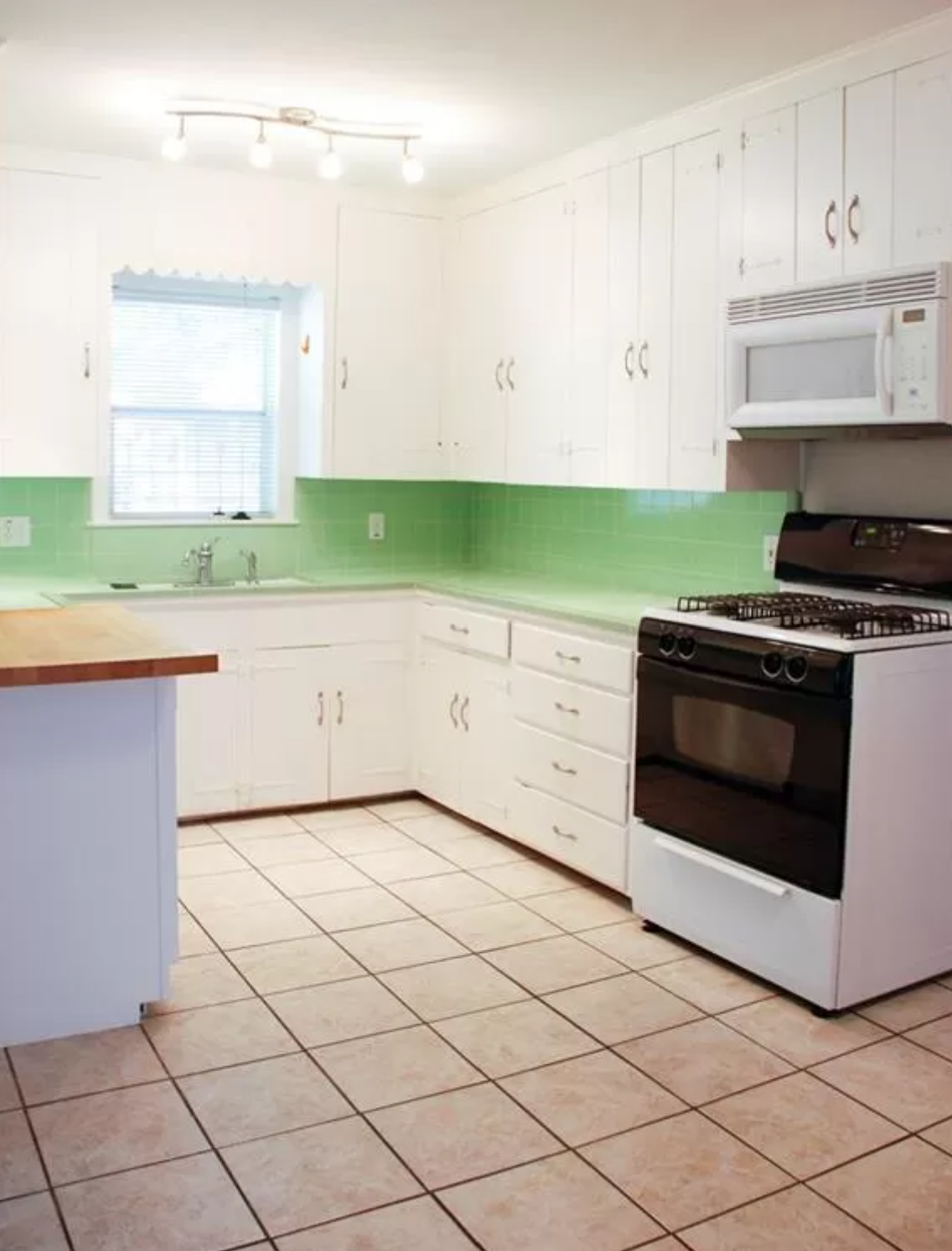 910 e 51 st St Austin, Texas 78751