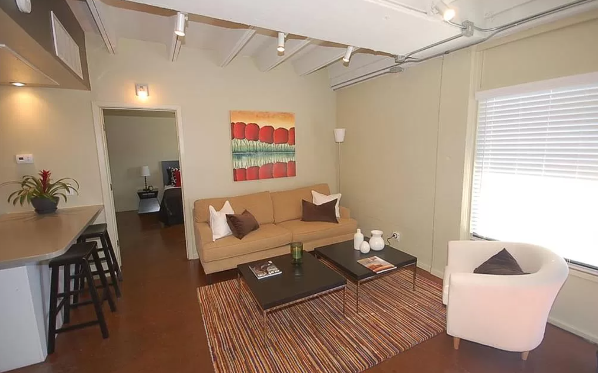 2408 Leon St APT 118. LONESTAR LOFTS Austin, Texas 78705