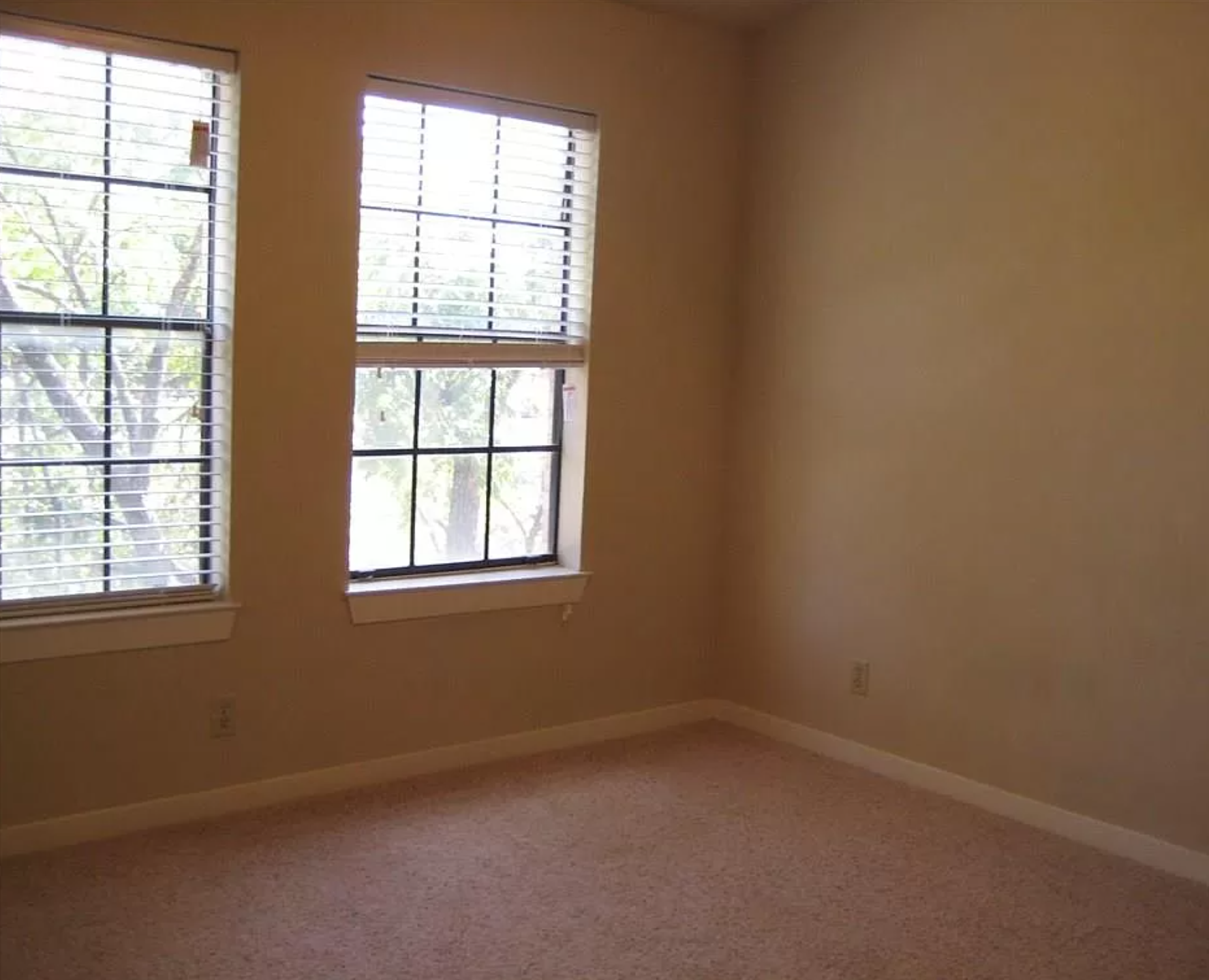 2216 San Gabriel St APT 306 Austin, Texas 78705