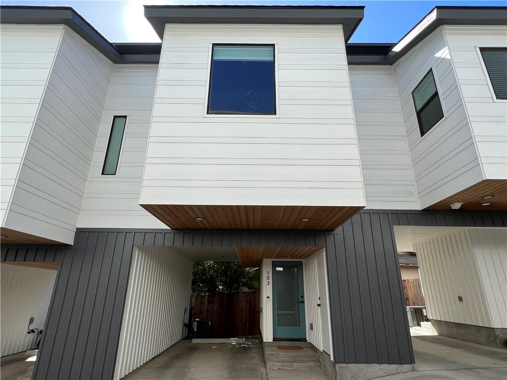 913 Duncan Ln #103 Austin, Texas 78705