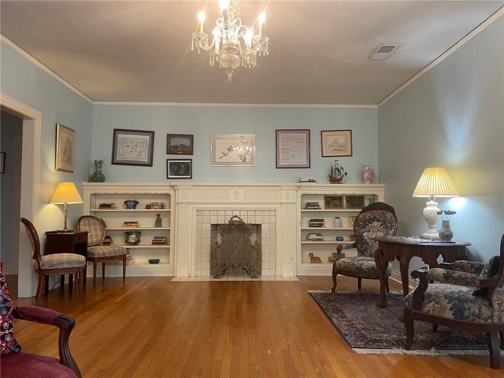 818 Harris Avenue Austin, Texas 78705