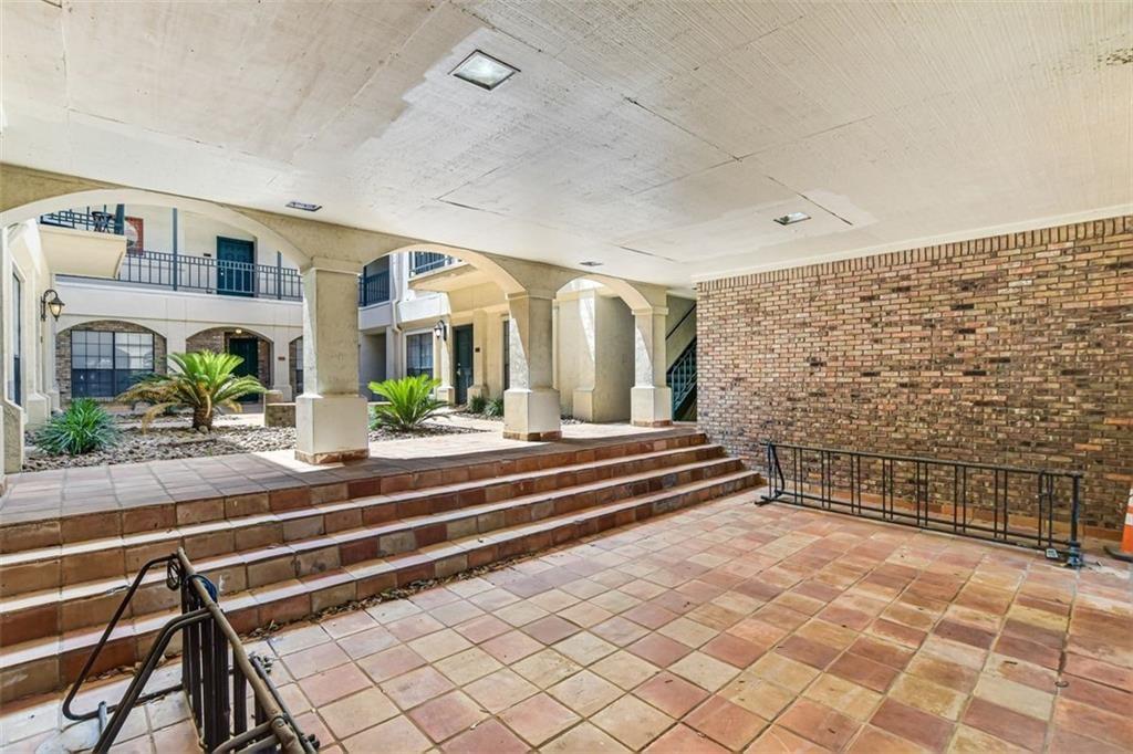 1908 San Antonio St #213 Austin, Texas 78705