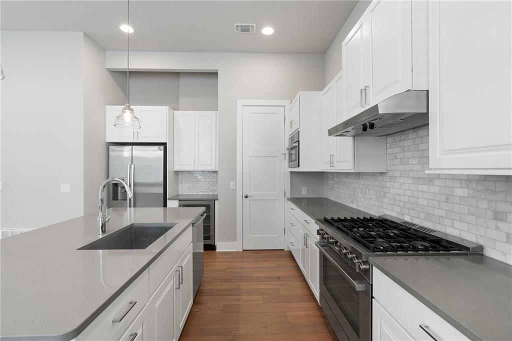 3500 Harmon Ave #6 Austin, Texas 78705