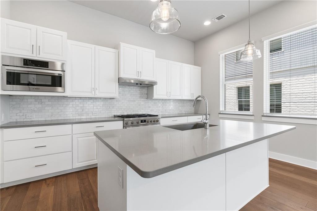 3500 Harmon Ave #6 Austin, Texas 78705