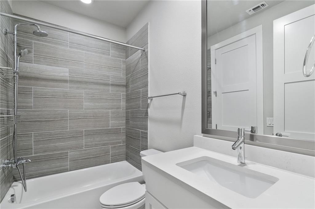 3500 Harmon Ave #6 Austin, Texas 78705