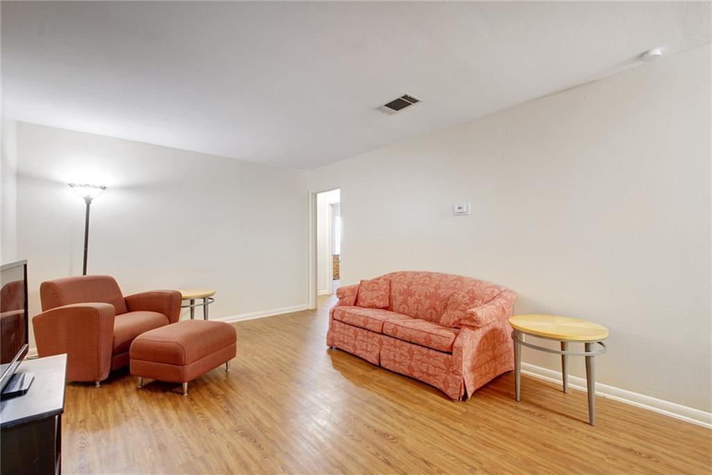 607 Bellevue Pl #B Austin, Texas 78705