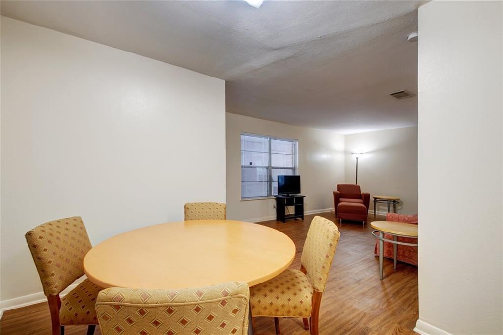 607 Bellevue Pl #B Austin, Texas 78705