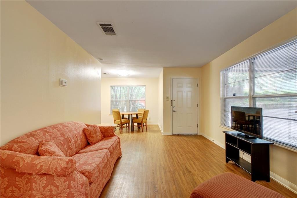 607 Bellevue Pl #B Austin, Texas 78705