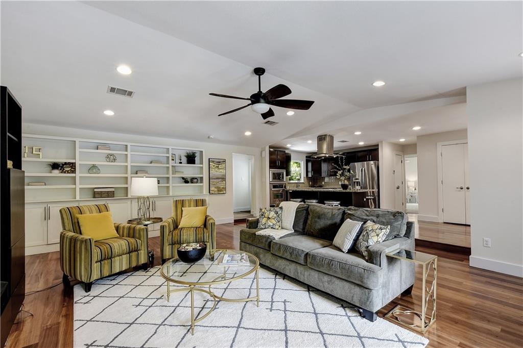 1200 Dwyce Austin, TX 78757