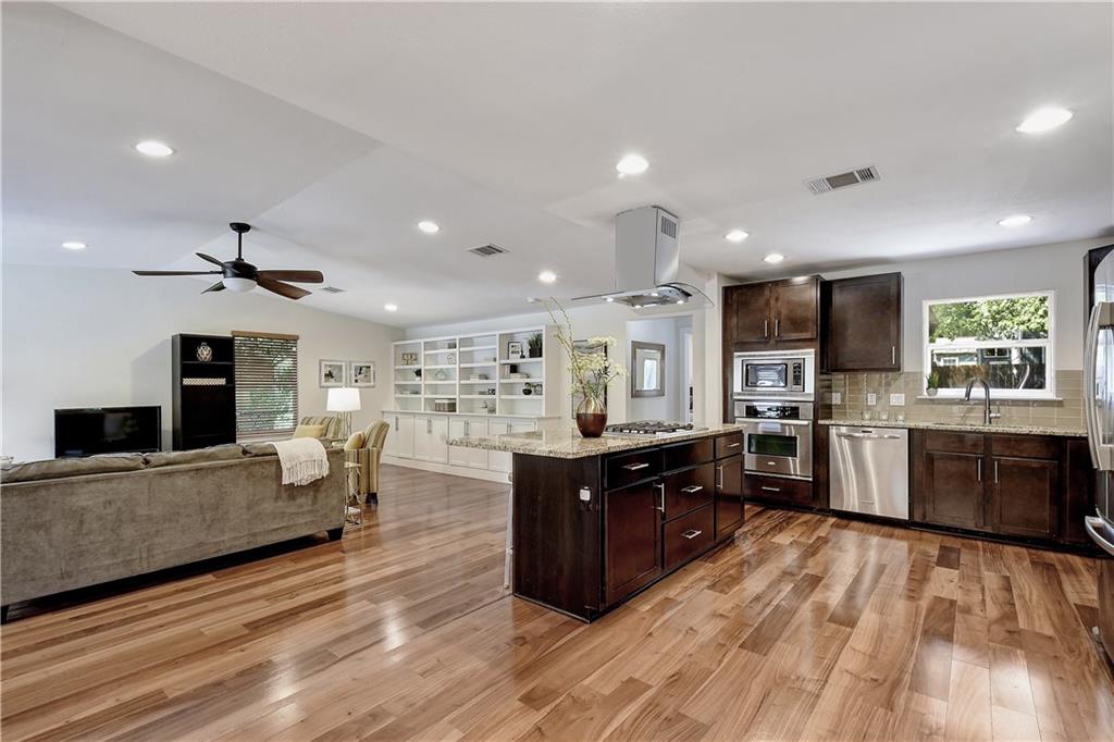 1200 Dwyce Austin, TX 78757