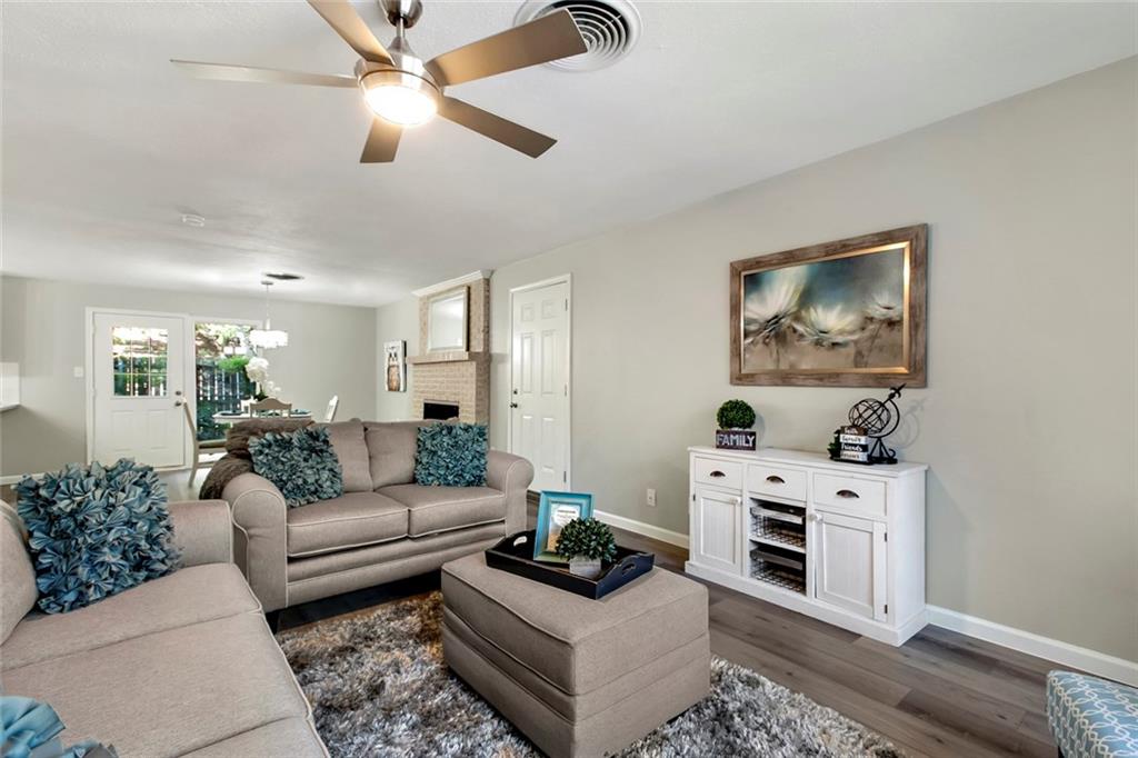 6110 Bullard #B Austin, TX 78757