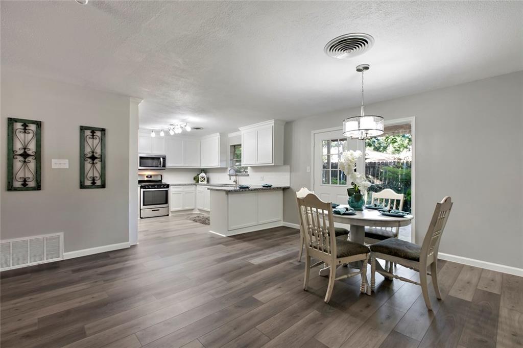 6110 Bullard #B Austin, TX 78757